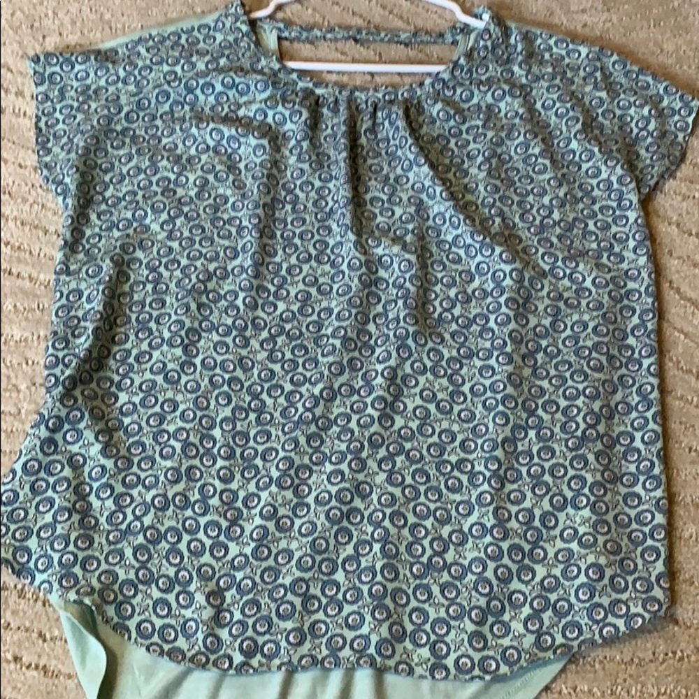 Women’s blouse